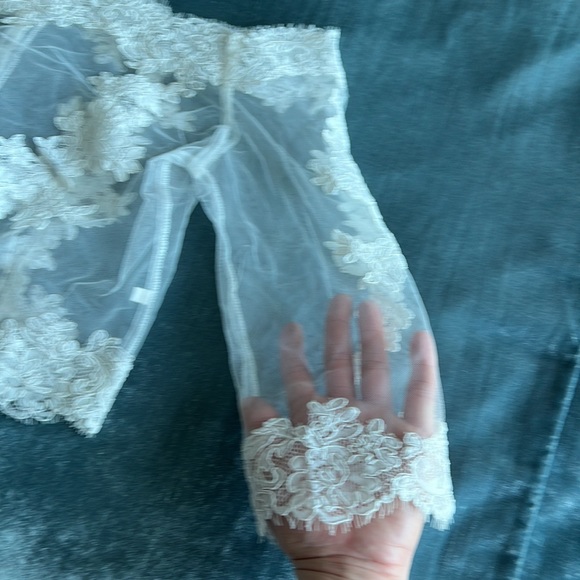 Wedding Dress Topper - Picture 3 of 7